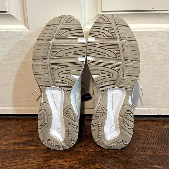NWT Avia Verge Women’s Sneakers - Picture 5 of 8